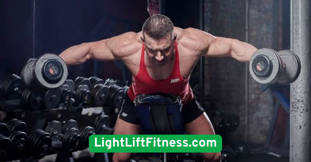  Dumbbell Reverse Fly