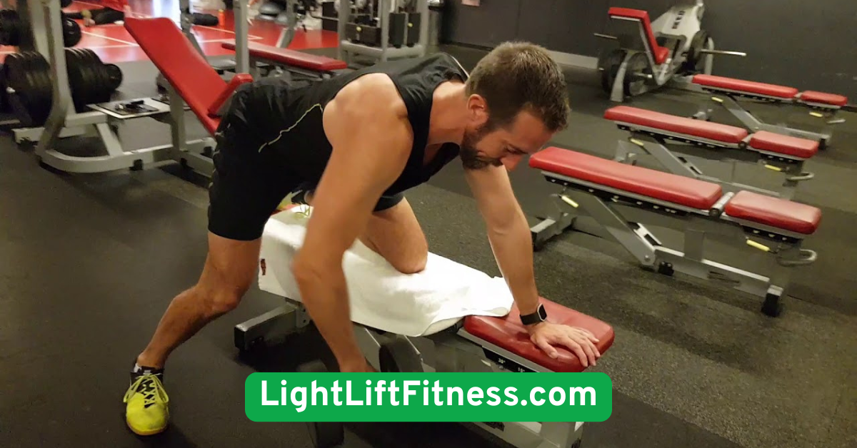 Dumbbell Single-Arm Rows